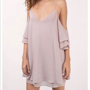 Loose off the shoulder tank top dress